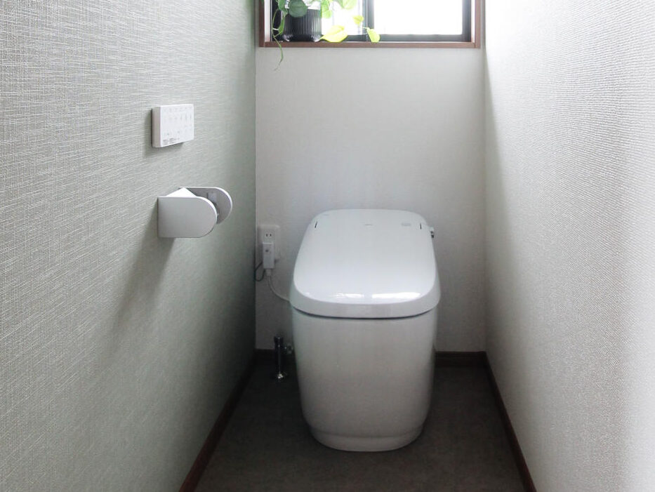 グリーンの爽やかなトイレ空間