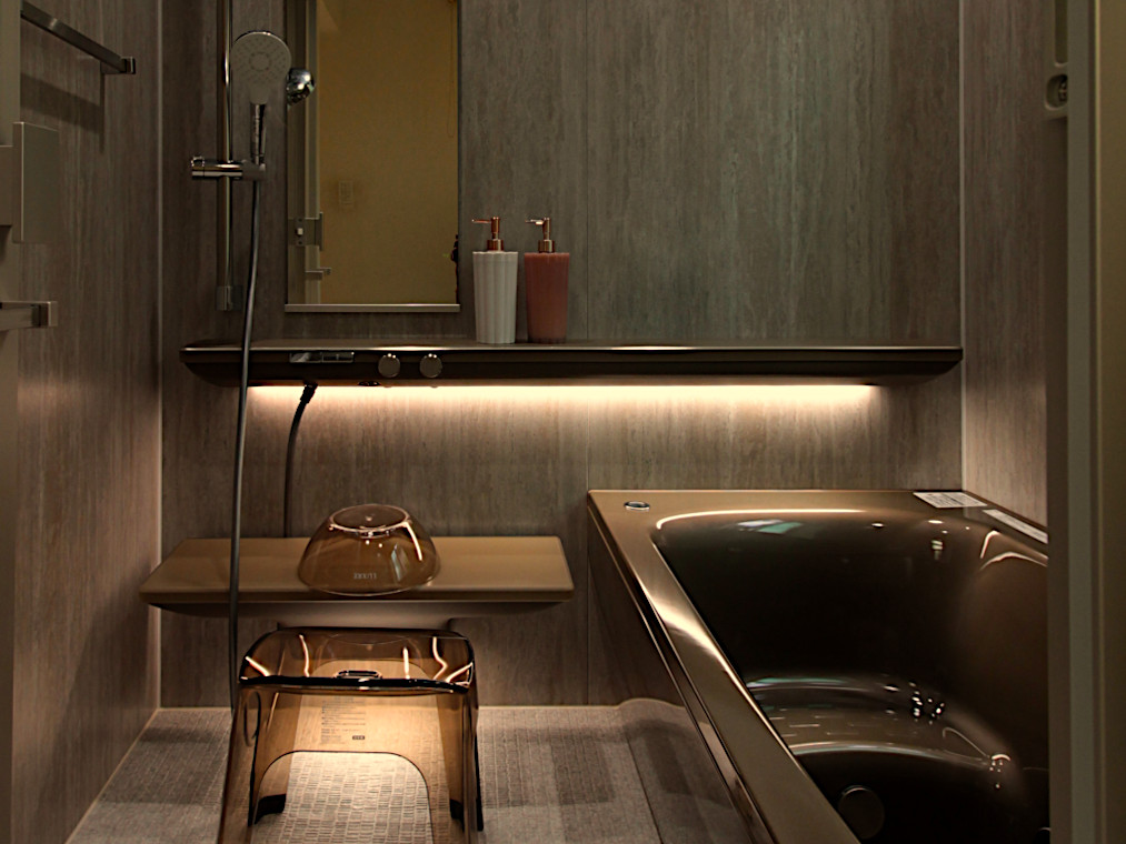 自然な灯りに包まれる、心ほぐれるバスルーム｜北名古屋市 2513-1